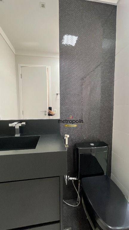 Apartamento para alugar com 3 quartos, 135m² - Foto 30
