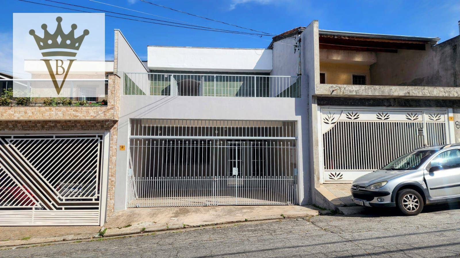 Sobrado à venda com 3 quartos, 200m² - Foto 1