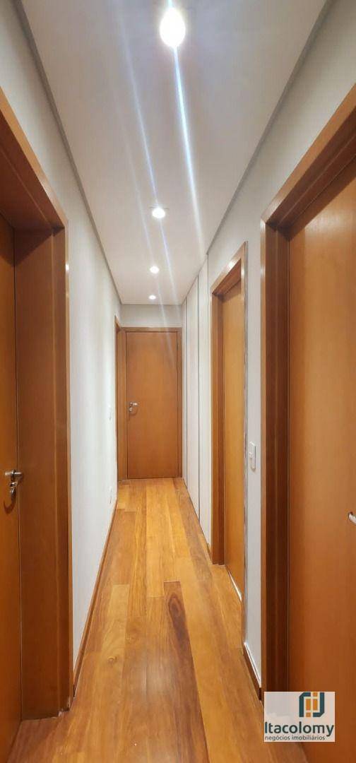 Apartamento à venda com 4 quartos, 156m² - Foto 26