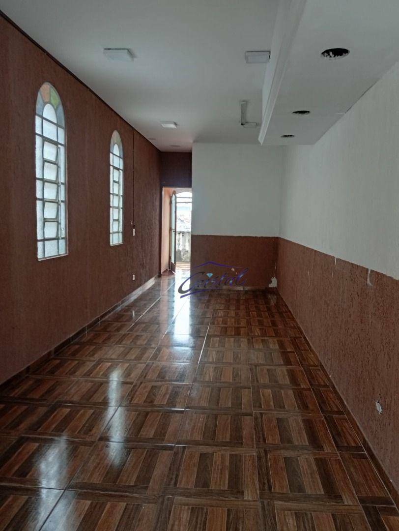 Casa à venda com 5 quartos, 200m² - Foto 8