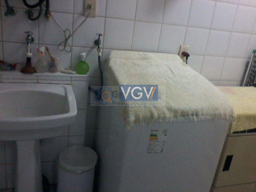 Apartamento à venda com 3 quartos, 94m² - Foto 10