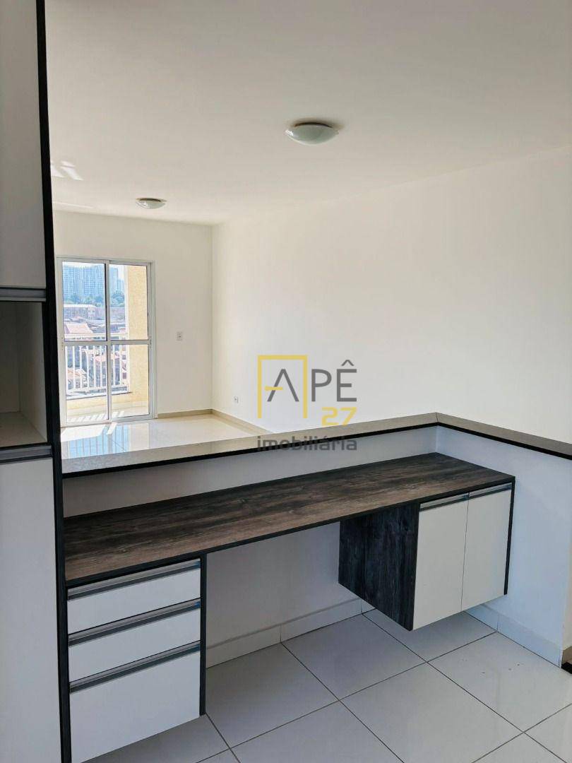 Apartamento para alugar com 2 quartos, 59m² - Foto 6