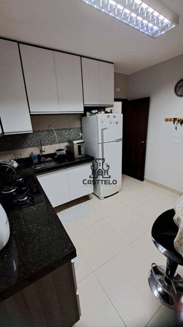 Apartamento à venda com 3 quartos, 105m² - Foto 5