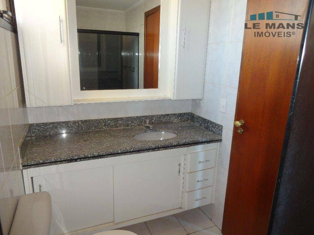 Apartamento à venda e aluguel com 3 quartos, 150m² - Foto 22