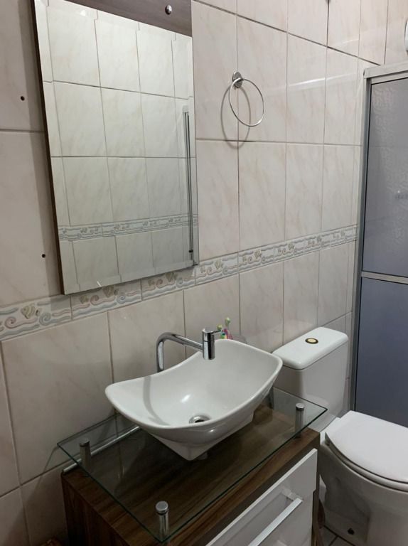 Casa à venda com 6 quartos, 250m² - Foto 13