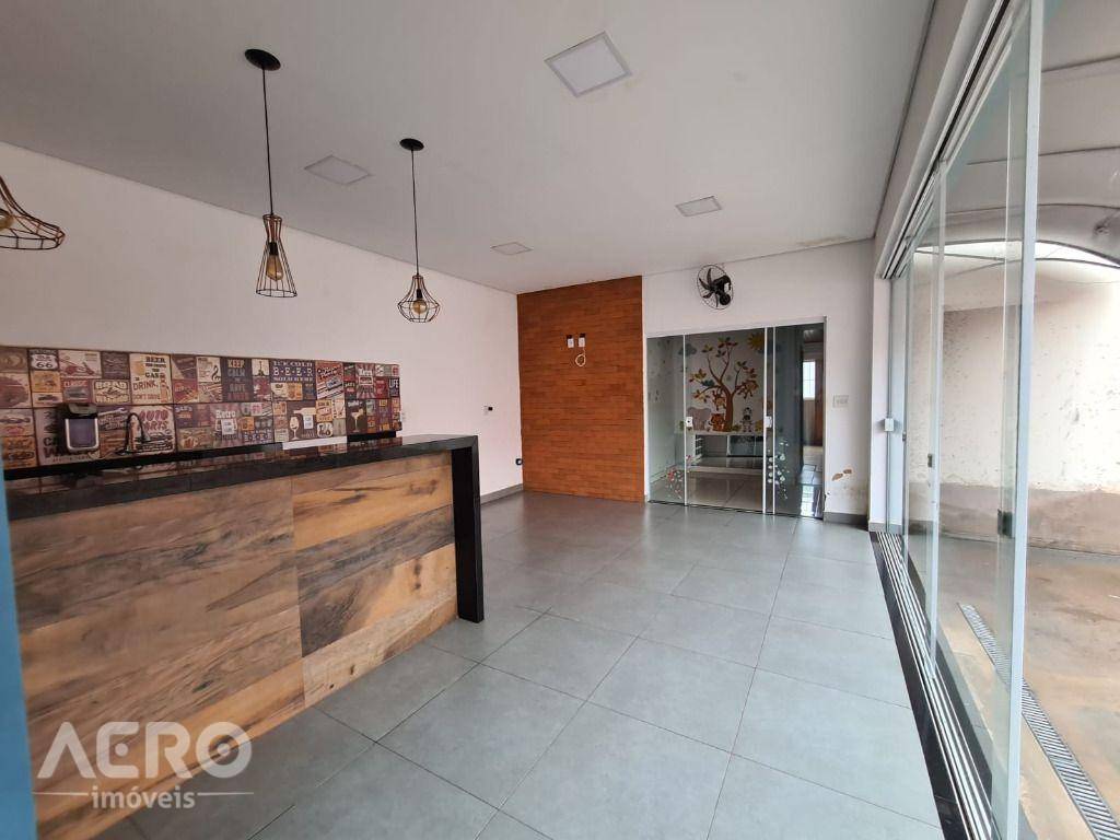 Casa à venda com 2 quartos, 155m² - Foto 5