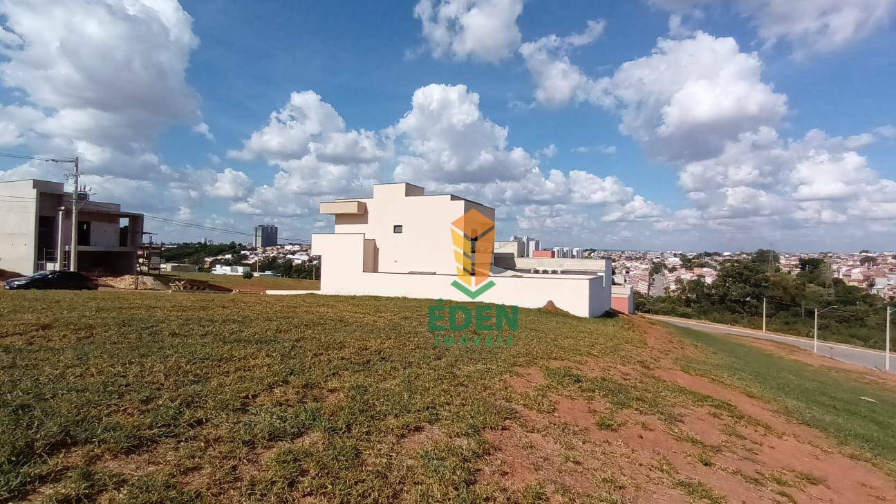 Casa à venda com 3 quartos, 200M2 - Foto 2