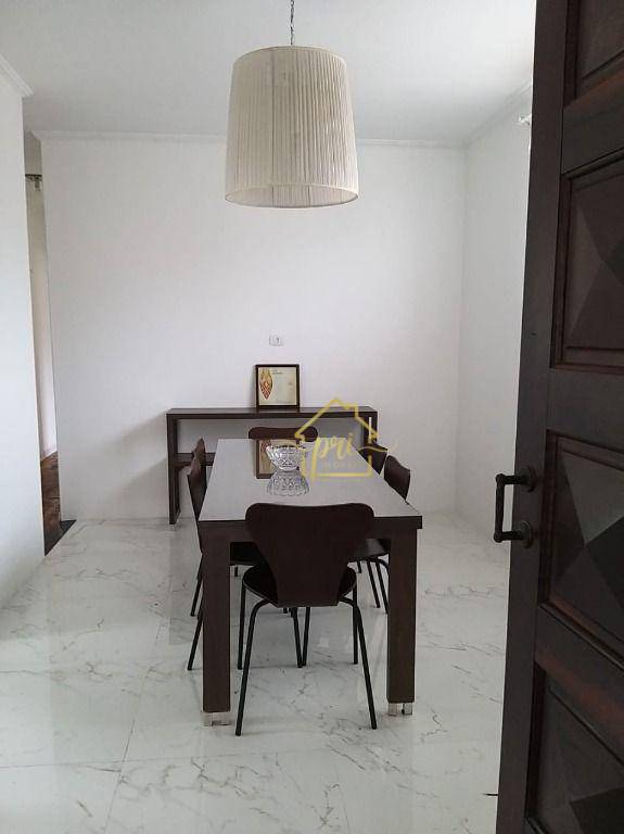 Casa à venda com 4 quartos, 200m² - Foto 17