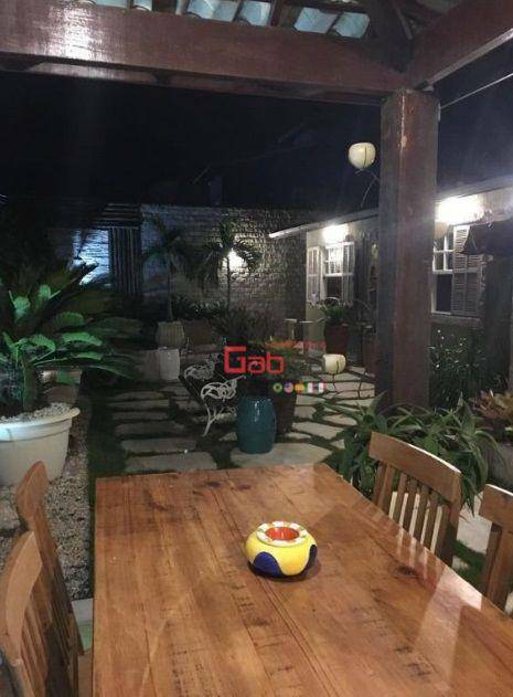 Casa de Condomínio à venda com 3 quartos, 250m² - Foto 27