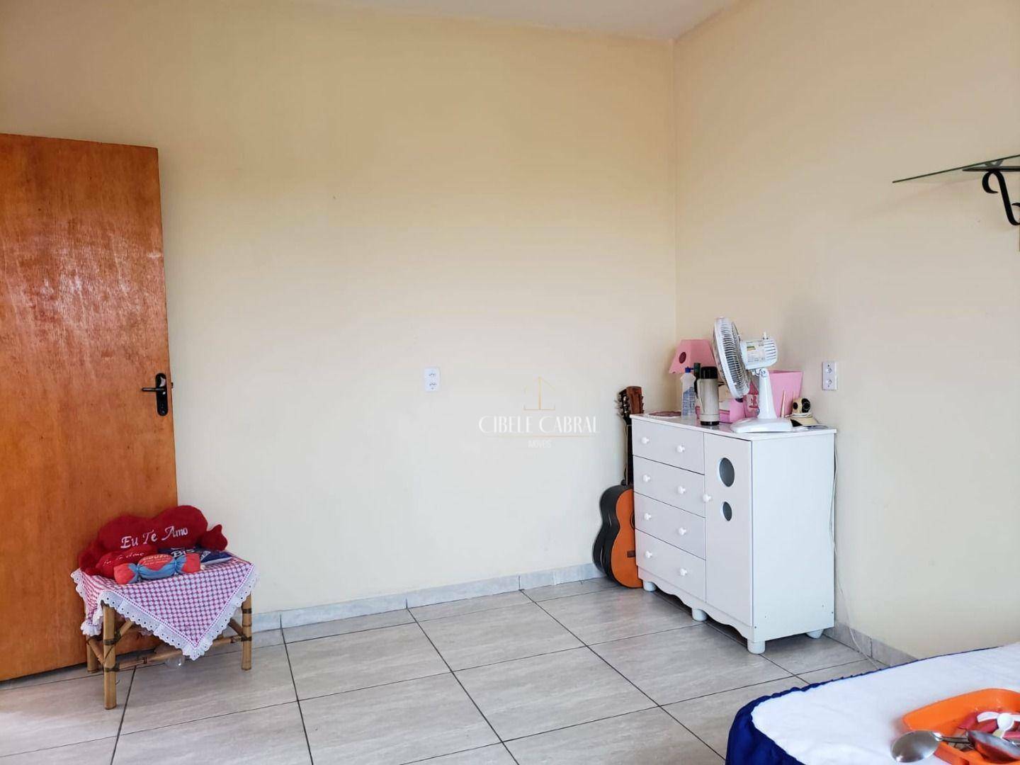 Casa à venda com 3 quartos, 200m² - Foto 27