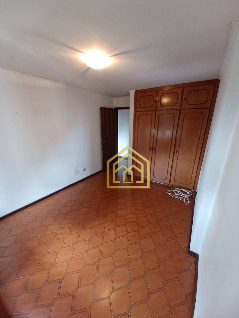 Apartamento à venda com 4 quartos, 176m² - Foto 14