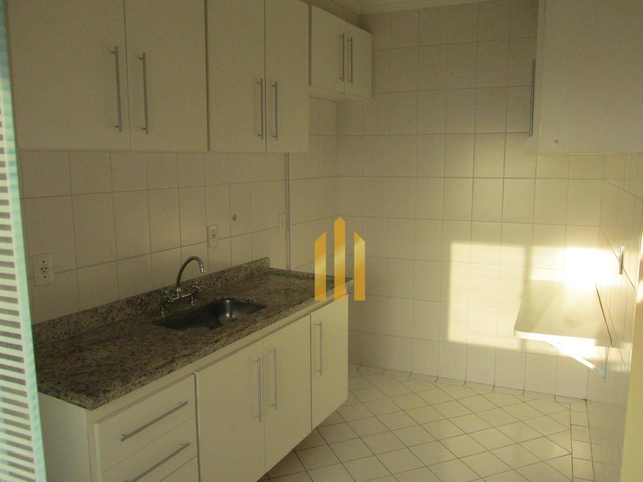 Apartamento para alugar com 2 quartos, 68m² - Foto 10