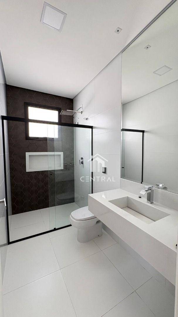 Casa de Condomínio à venda com 3 quartos, 400m² - Foto 24