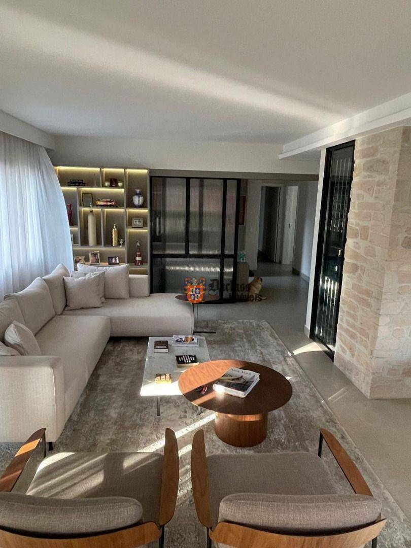 Apartamento à venda com 3 quartos, 250m² - Foto 5