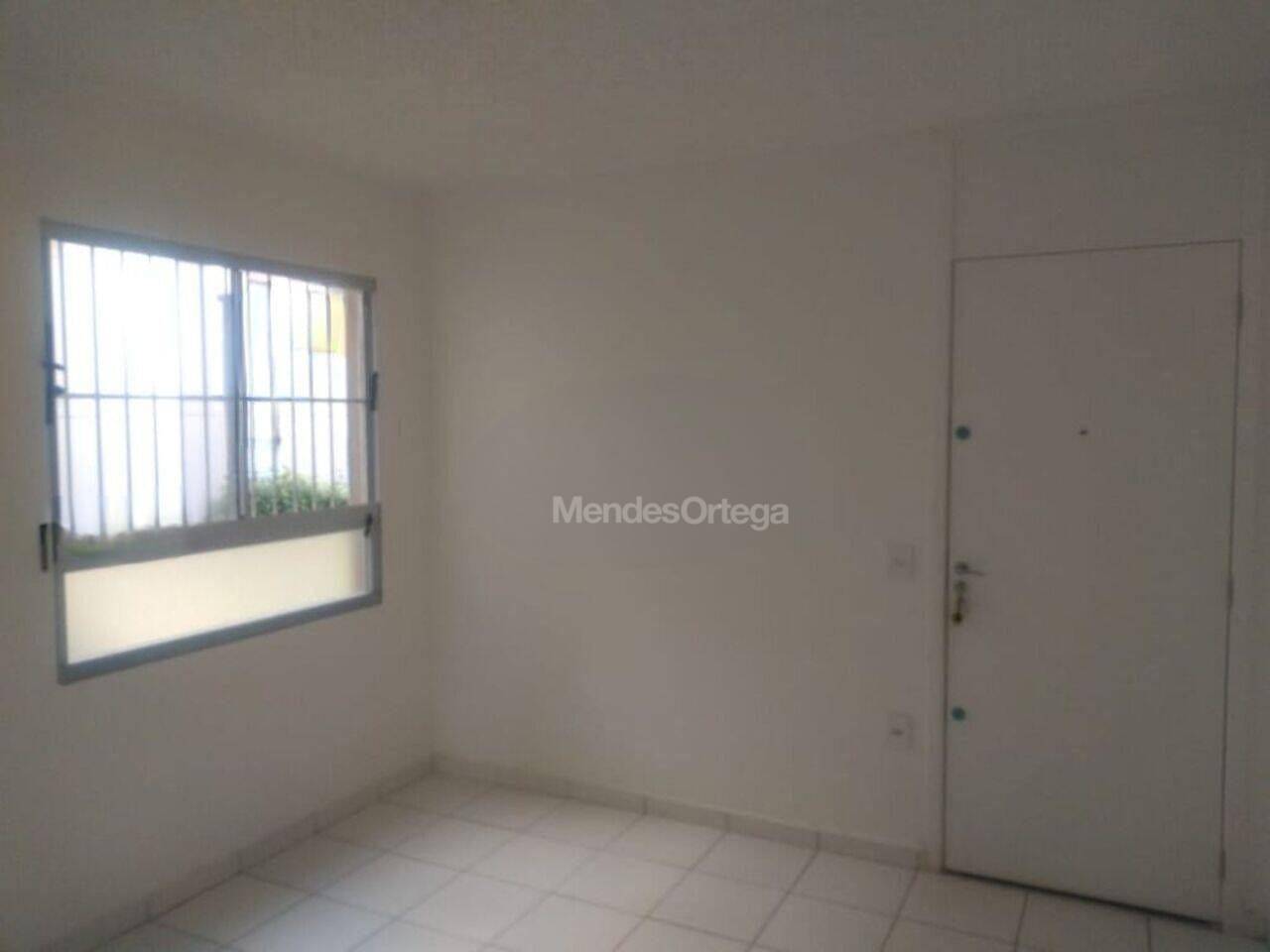 Apartamento para alugar com 2 quartos, 49m² - Foto 3