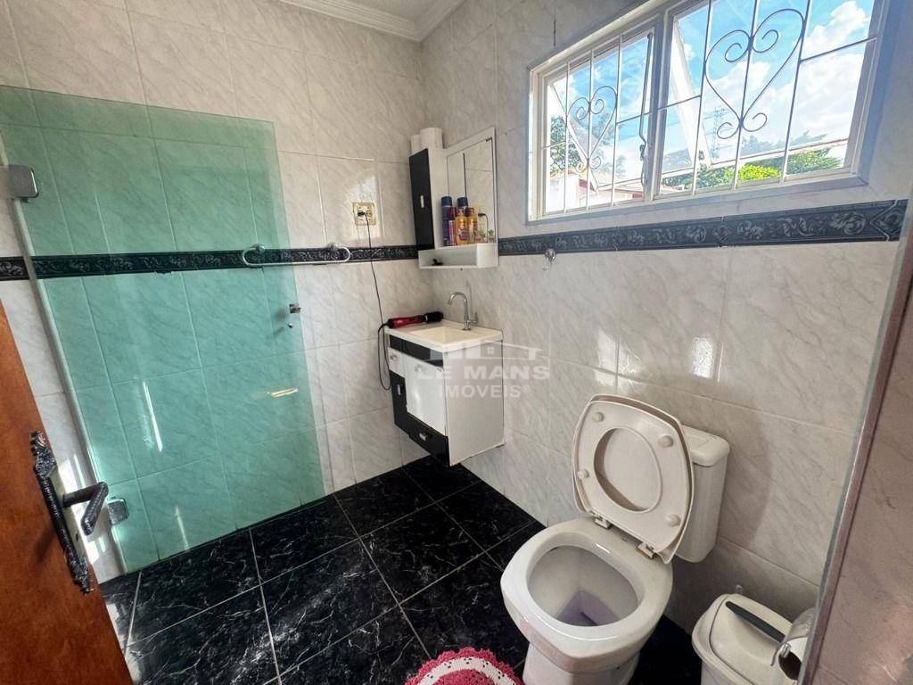 Casa à venda com 3 quartos, 195m² - Foto 17