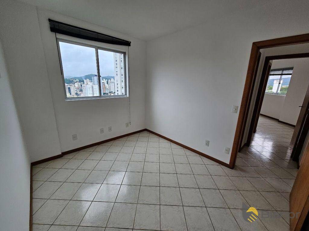 Apartamento para alugar com 2 quartos, 87m² - Foto 16