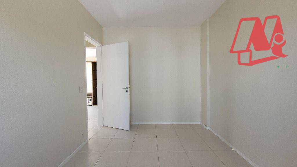 Apartamento para alugar com 2 quartos, 73m² - Foto 17