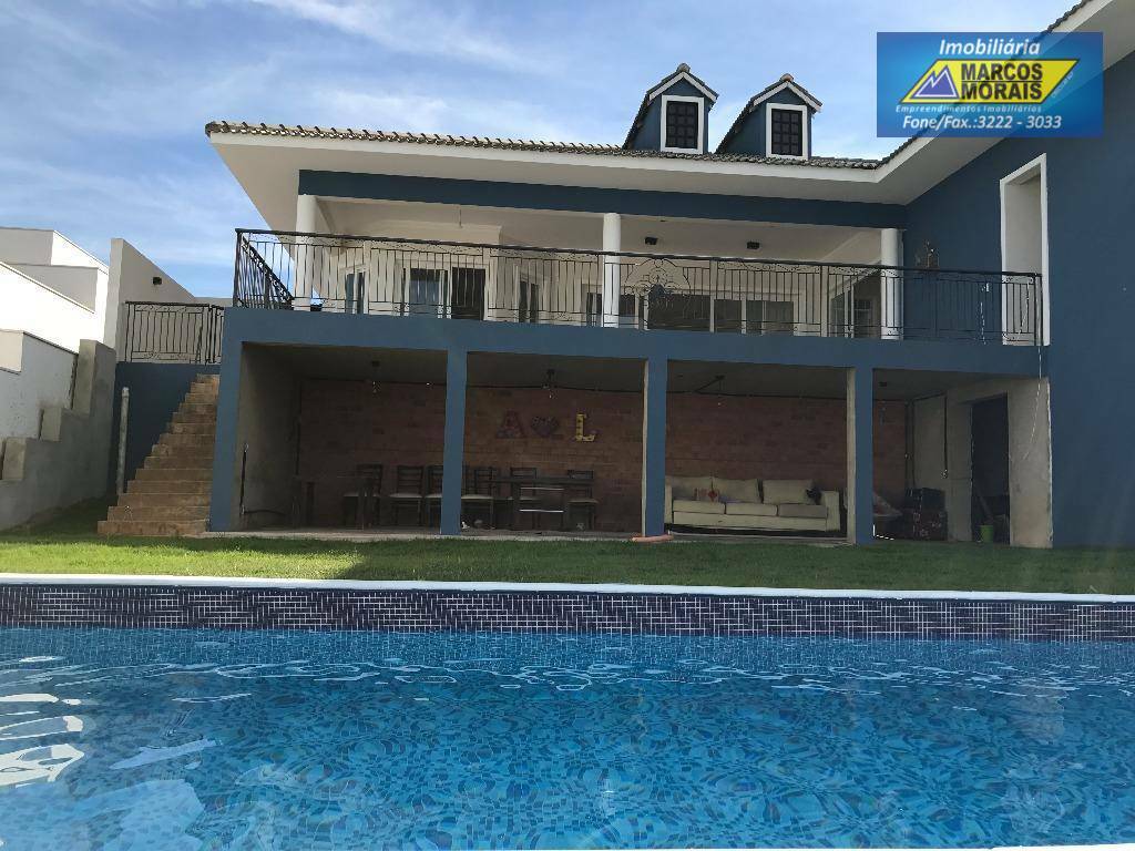 Casa de Condomínio à venda com 4 quartos, 500m² - Foto 1