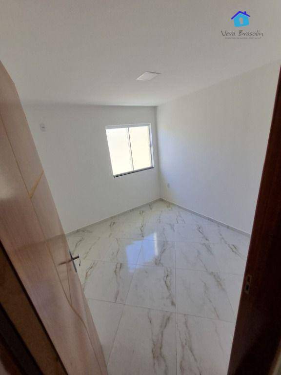 Casa à venda com 3 quartos, 108m² - Foto 5