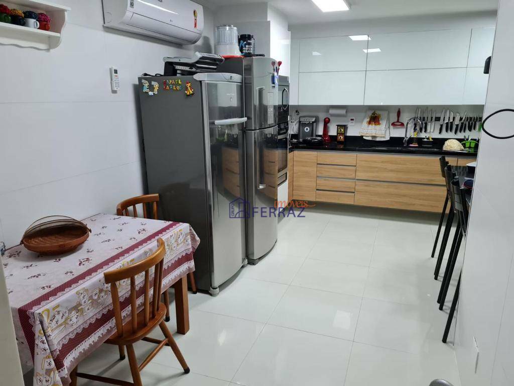 Apartamento à venda com 3 quartos, 140m² - Foto 18