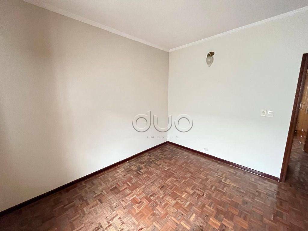 Casa à venda com 3 quartos, 200m² - Foto 16