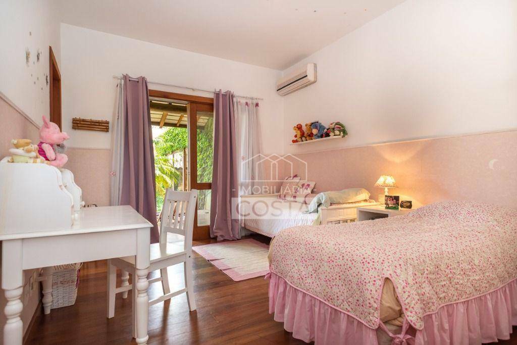 Casa de Condomínio à venda e aluguel com 5 quartos, 710m² - Foto 21