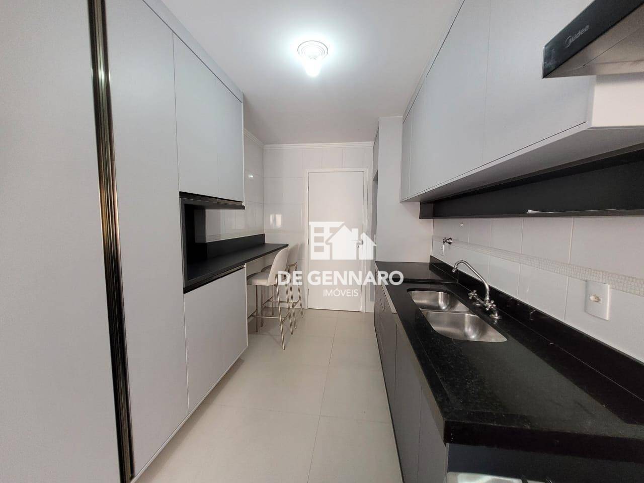 Apartamento à venda com 3 quartos, 166m² - Foto 20