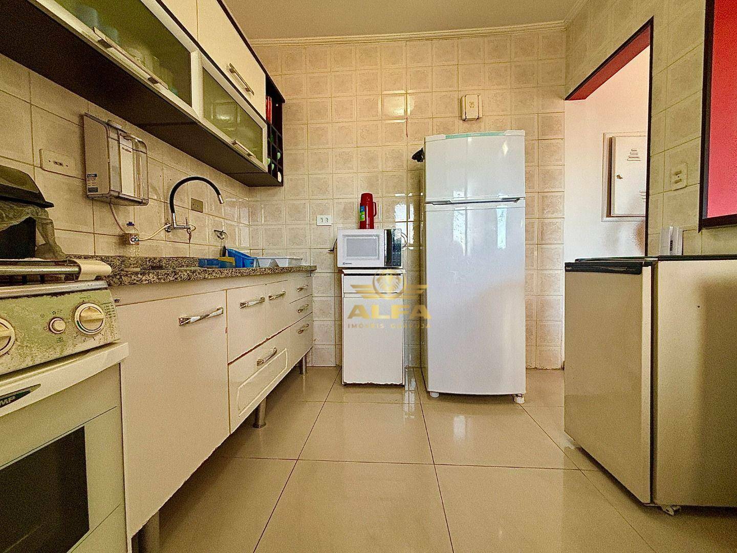 Apartamento à venda com 2 quartos, 70m² - Foto 11