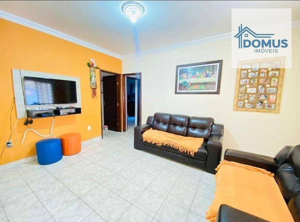 Casa à venda com 3 quartos, 120m² - Foto 2