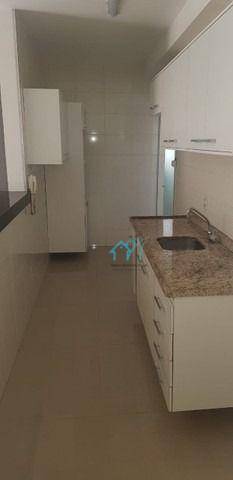 Apartamento à venda com 3 quartos, 74m² - Foto 1