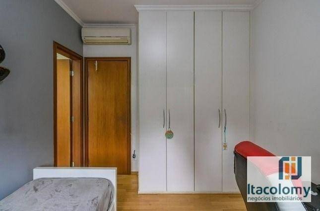 Apartamento à venda com 3 quartos, 139m² - Foto 11