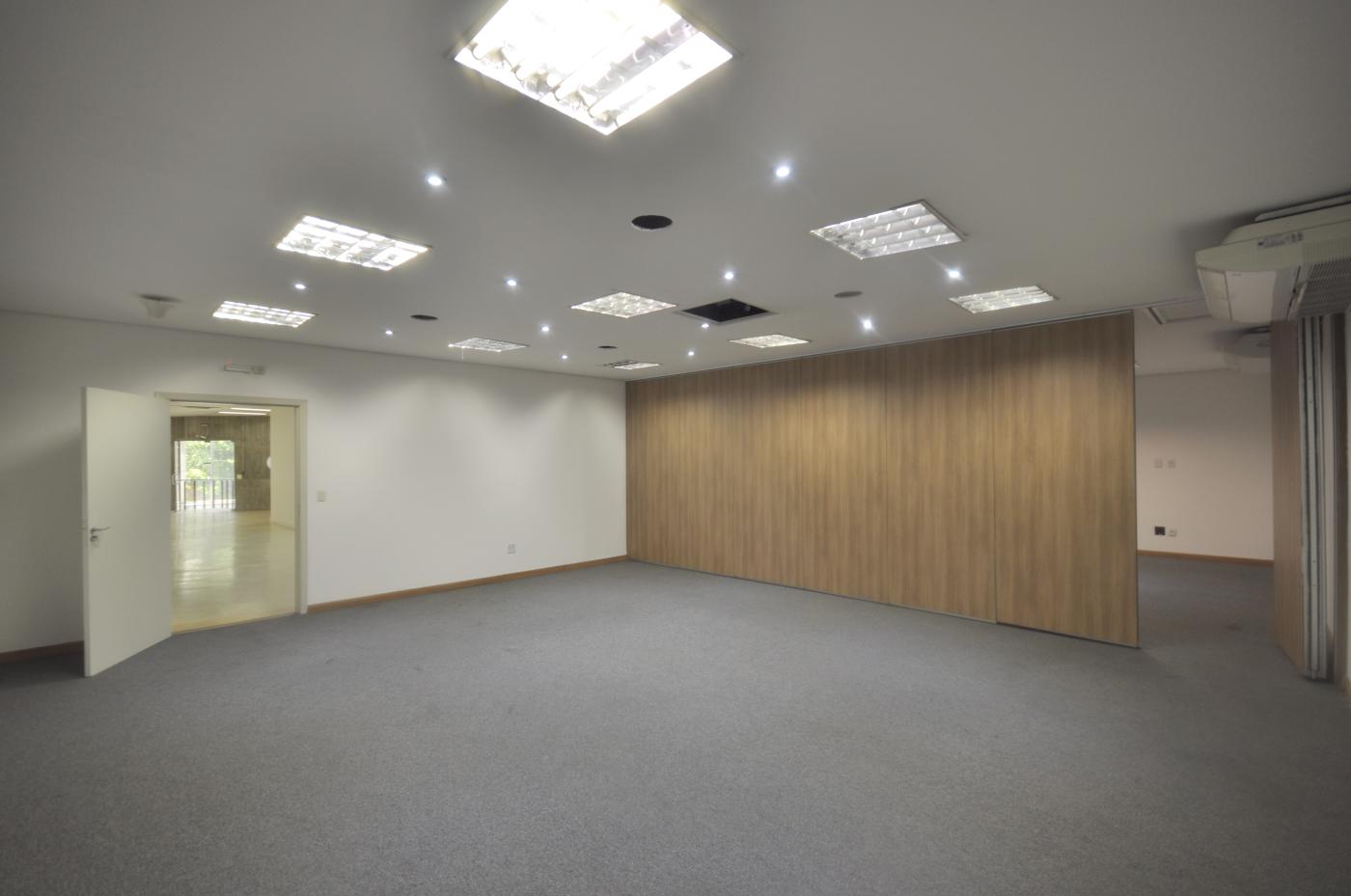 Prédio Inteiro para alugar, 1673m² - Foto 6