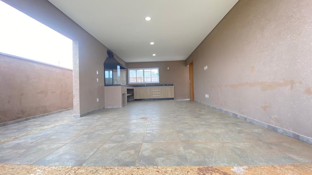 Casa à venda com 3 quartos, 300m² - Foto 32