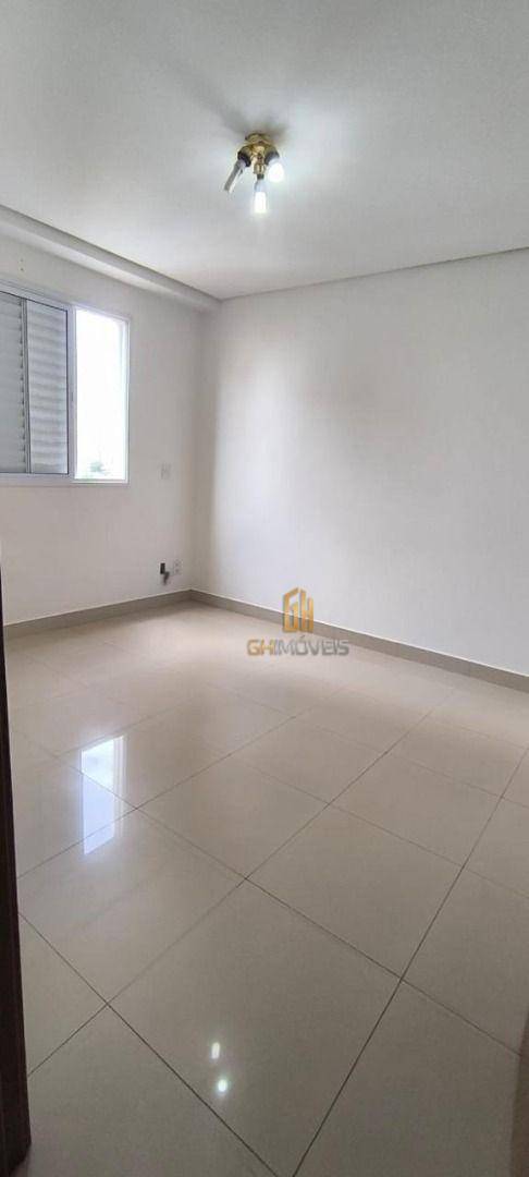 Apartamento à venda com 2 quartos, 65m² - Foto 17