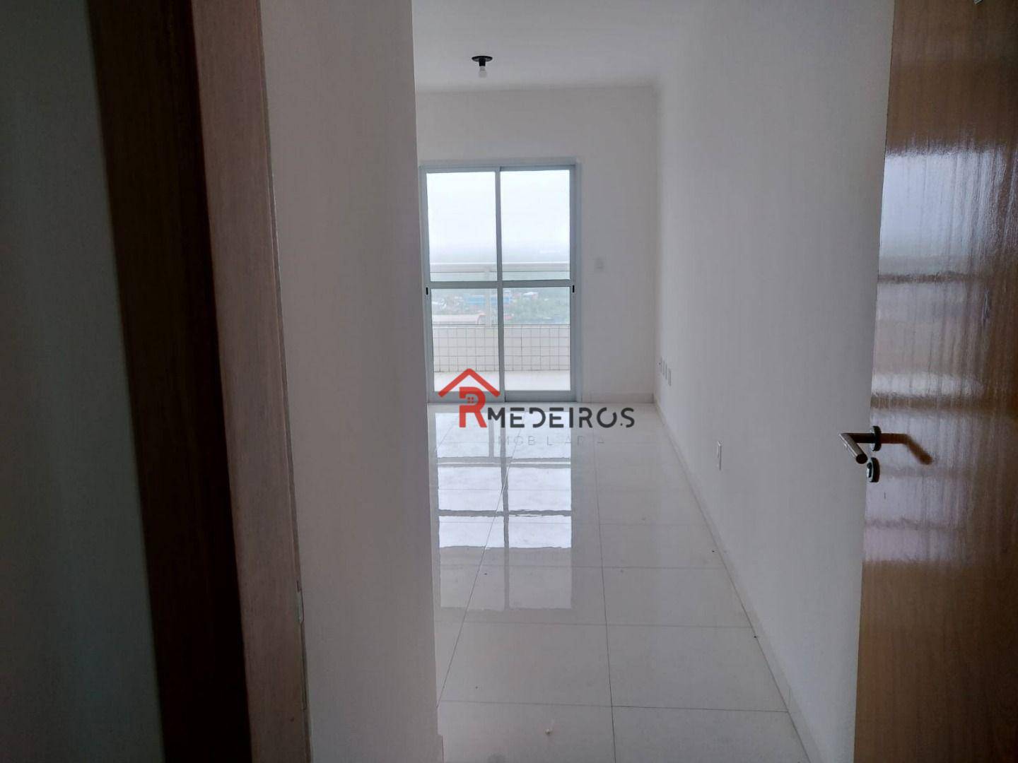 Apartamento à venda com 1 quarto, 46m² - Foto 3