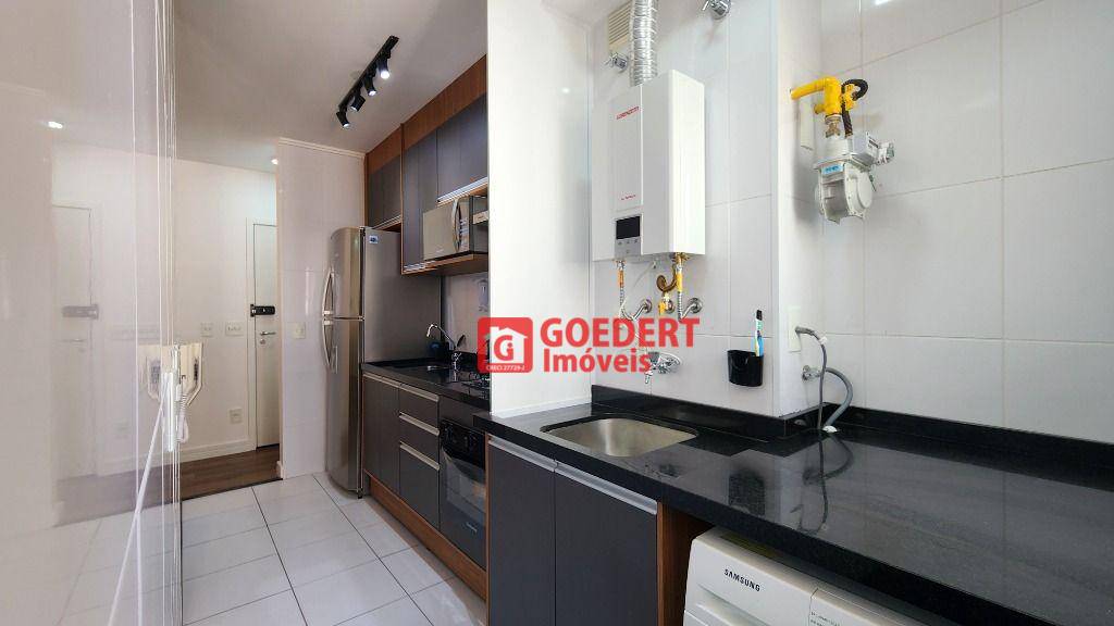 Apartamento à venda com 2 quartos, 68m² - Foto 12