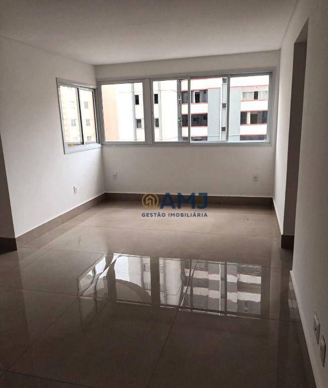 Apartamento à venda com 3 quartos, 155m² - Foto 9