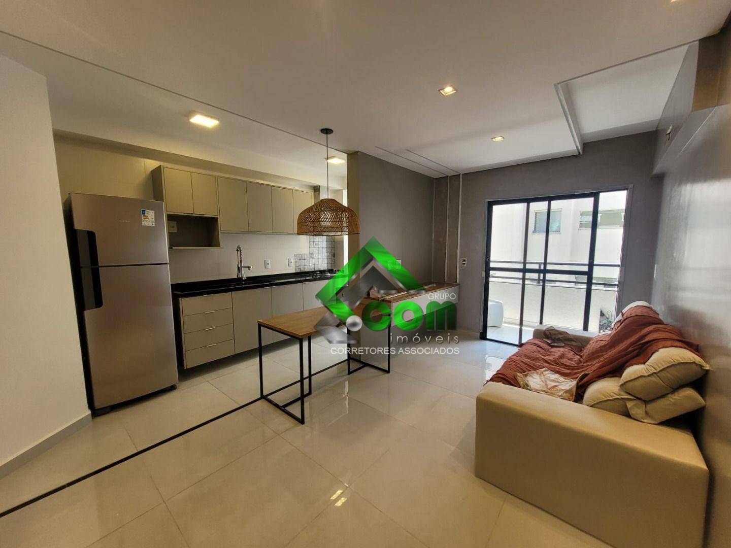 Apartamento à venda com 2 quartos, 68m² - Foto 40