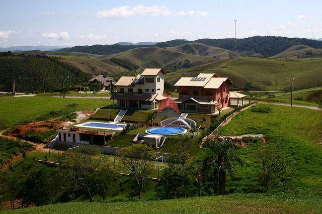 Casa de Condomínio à venda com 4 quartos, 210m² - Foto 49