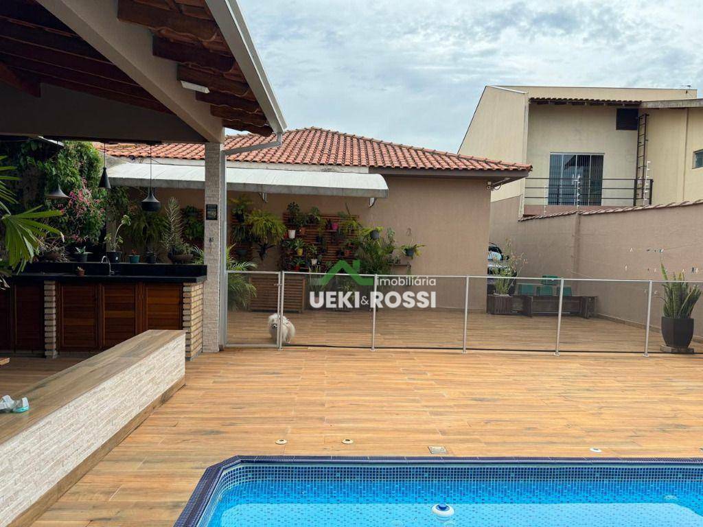 Casa à venda com 3 quartos, 400m² - Foto 9