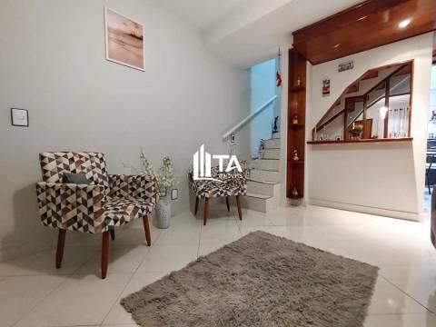 Casa de Condomínio à venda com 2 quartos, 62m² - Foto 2