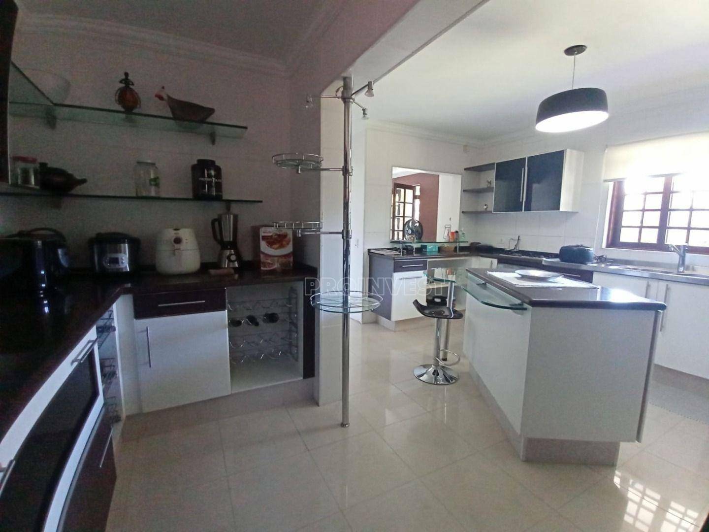 Casa de Condomínio à venda com 4 quartos, 234m² - Foto 24