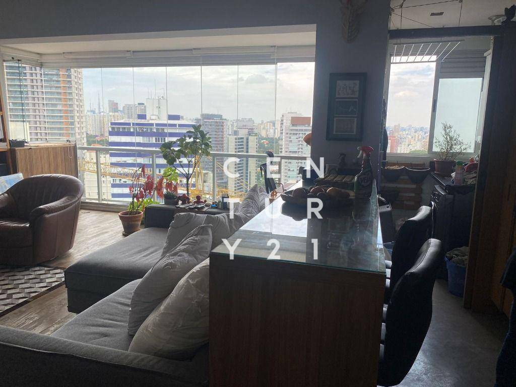 Apartamento à venda com 2 quartos, 64m² - Foto 7