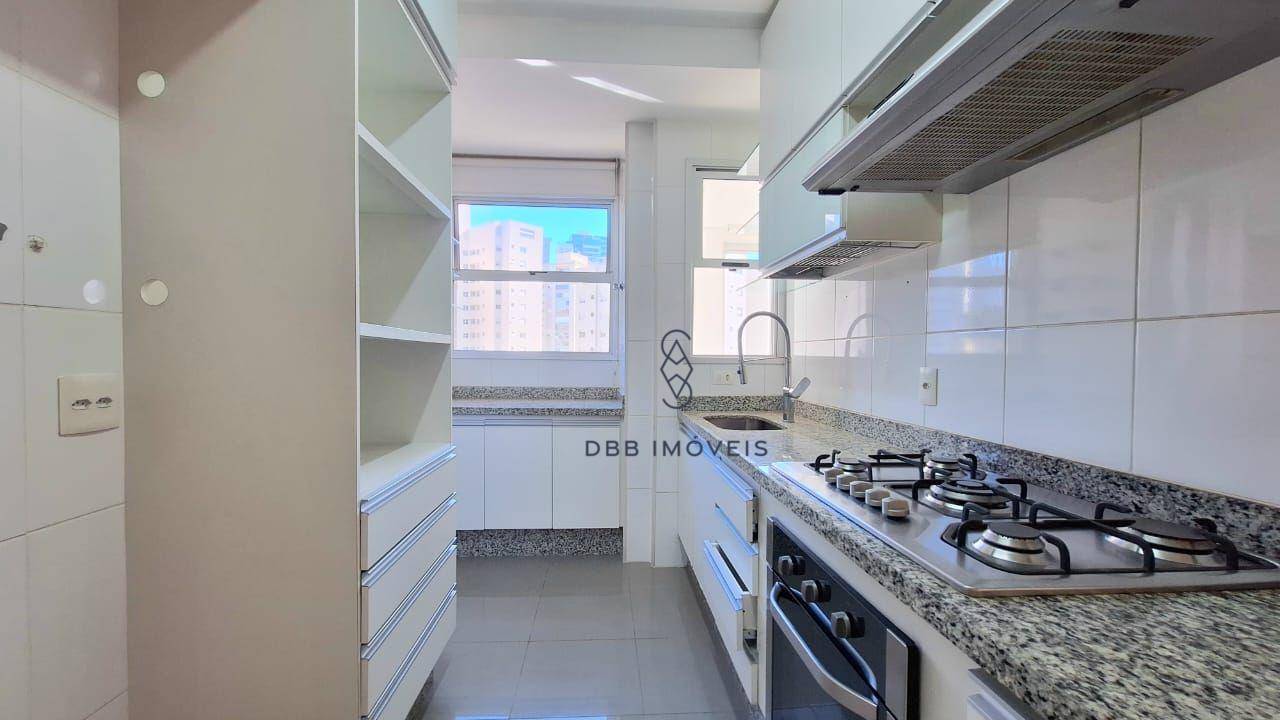 Apartamento para alugar com 3 quartos, 115m² - Foto 25
