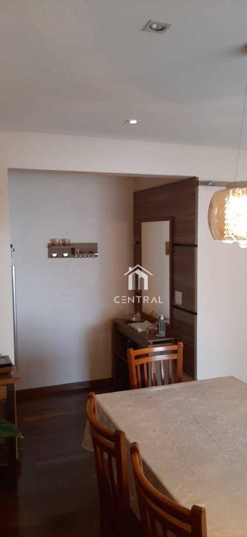 Apartamento à venda com 3 quartos, 114m² - Foto 8