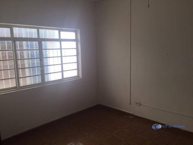 Casa à venda com 6 quartos, 260m² - Foto 26