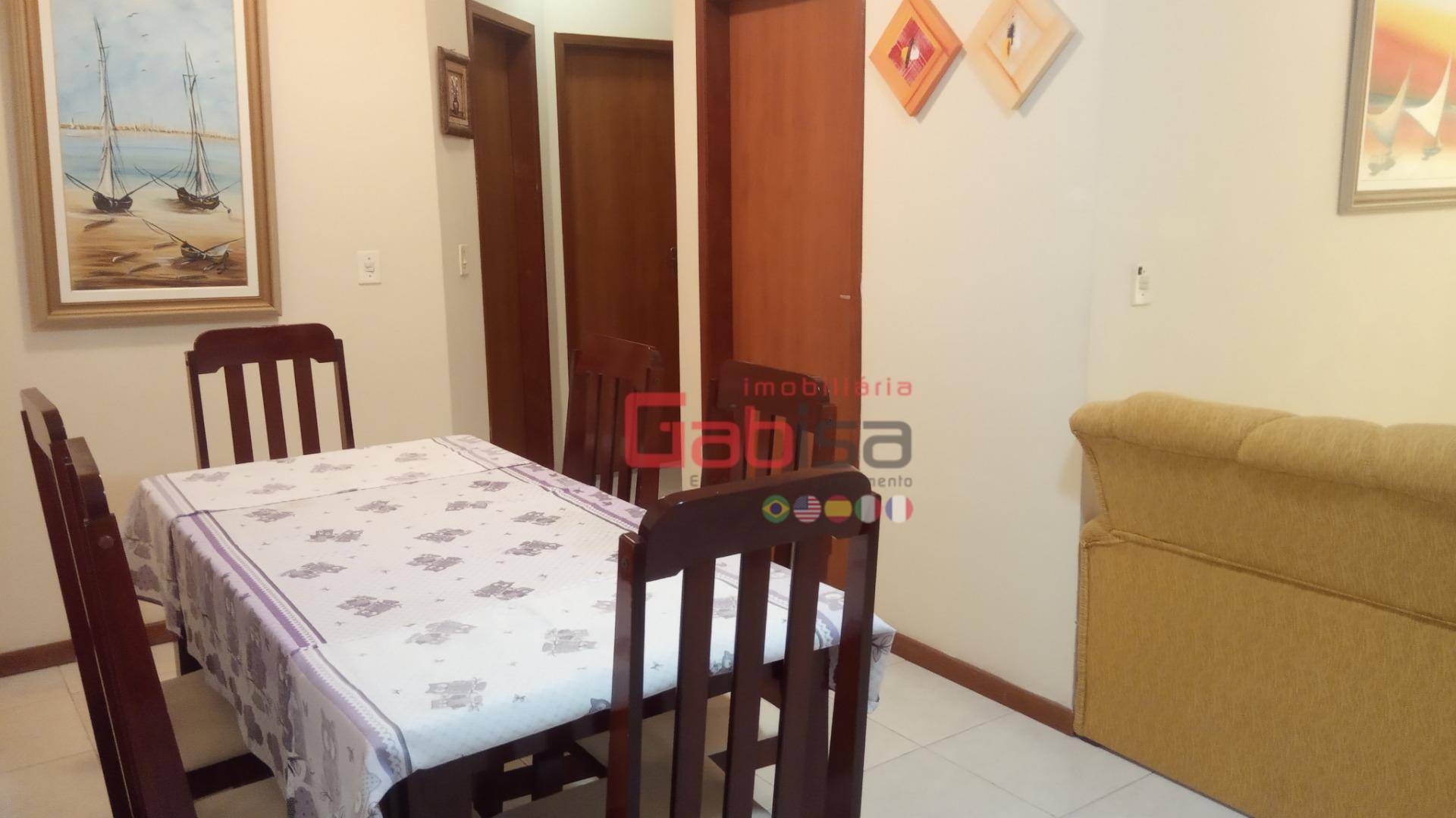 Apartamento à venda com 2 quartos, 70m² - Foto 2