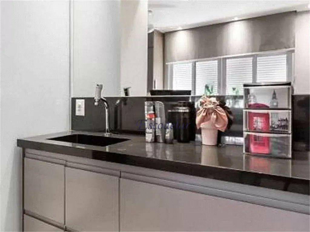 Apartamento à venda com 3 quartos, 204m² - Foto 14