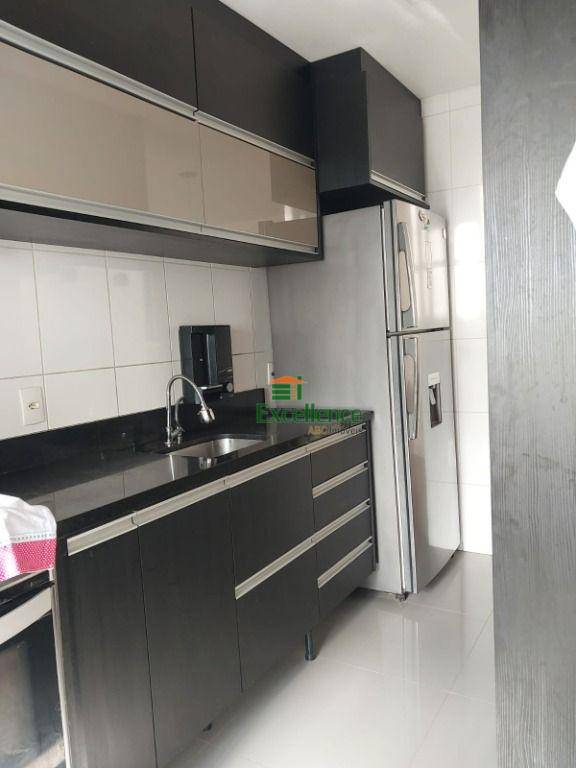 Apartamento à venda com 2 quartos, 68m² - Foto 7